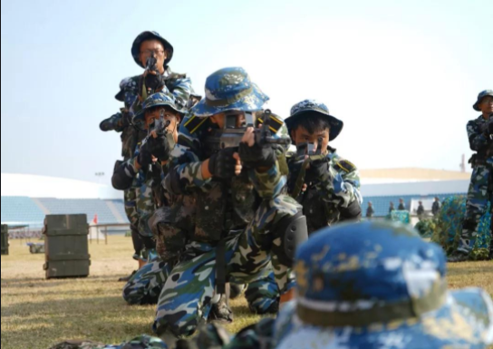 大学生迎来“好消息”，2021年当兵可直接保送军校，但需符合要求