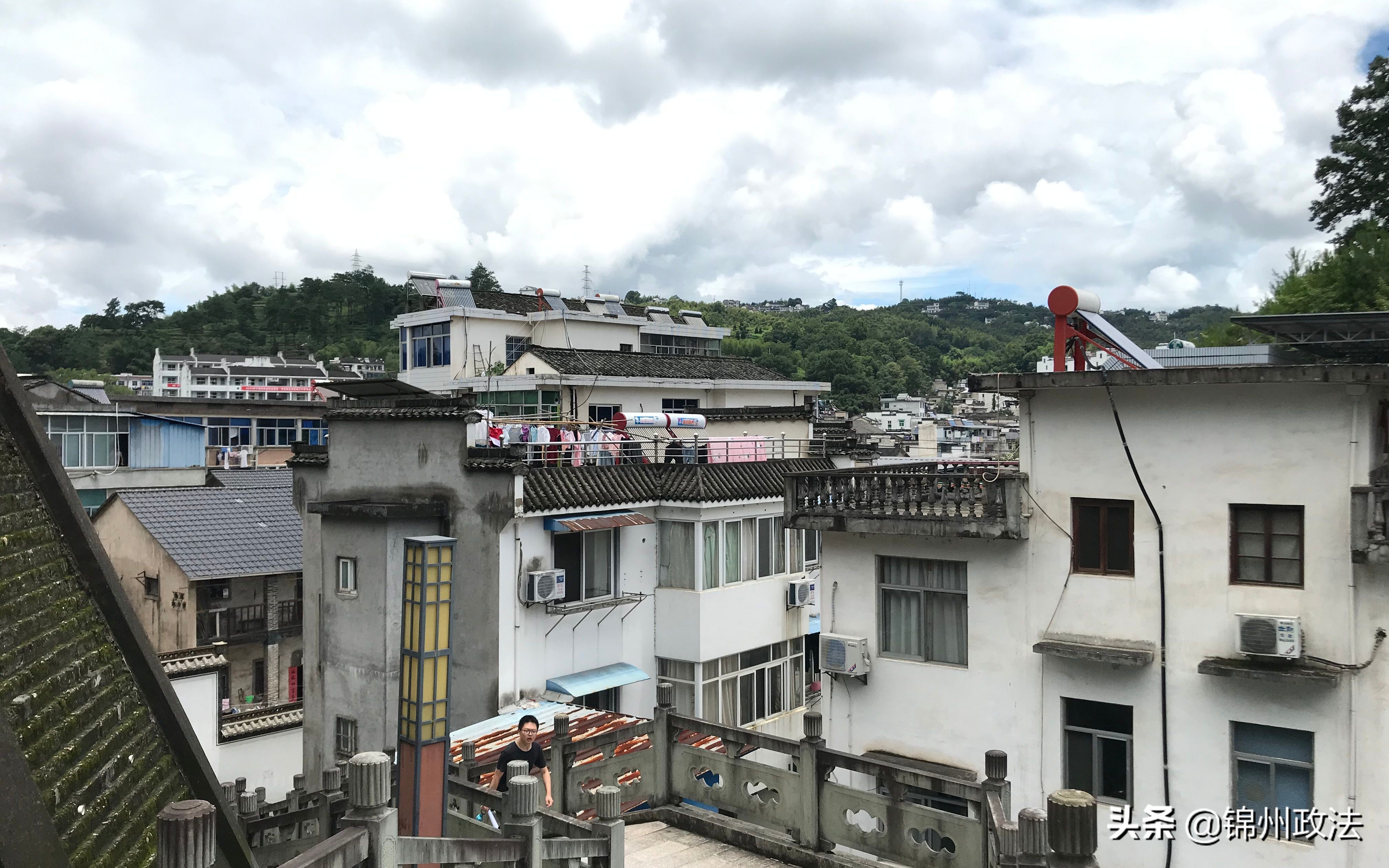 歙县高考72小时：洪水突袭下的小城“赶考”记