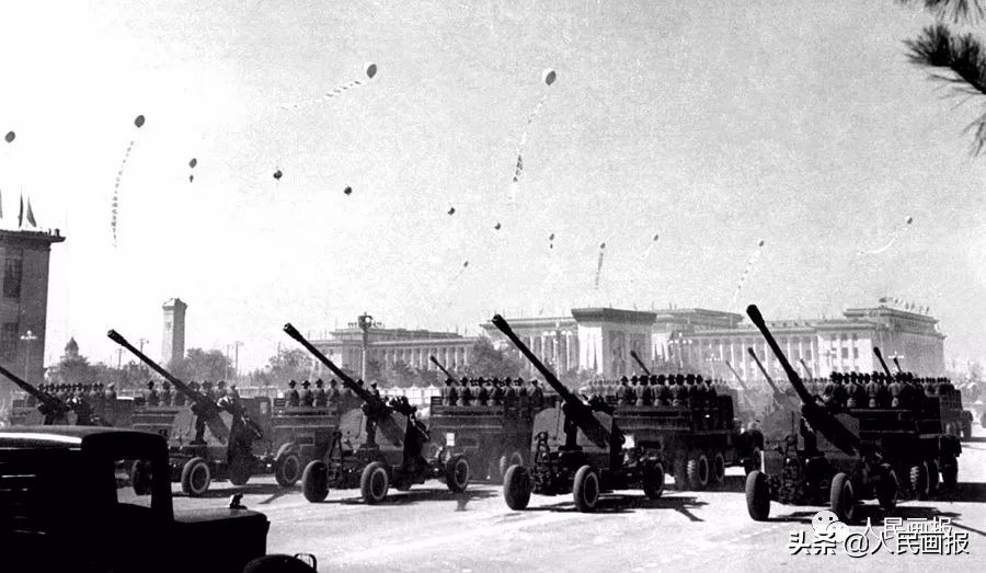 珍藏版！历次天安门广场的阅兵影像