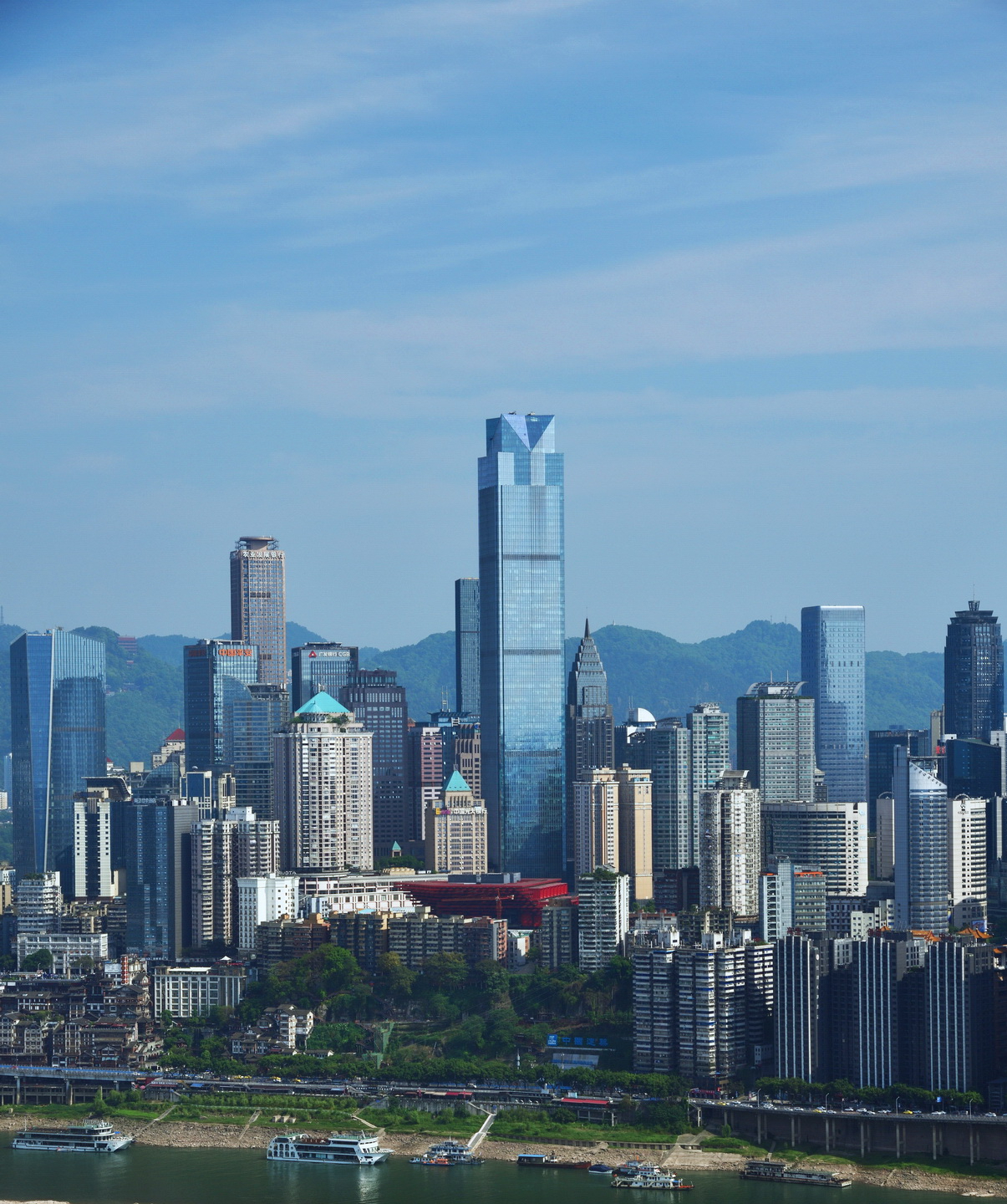 摩天城市——重庆，未来城市天际线将由十二座摩天楼引领