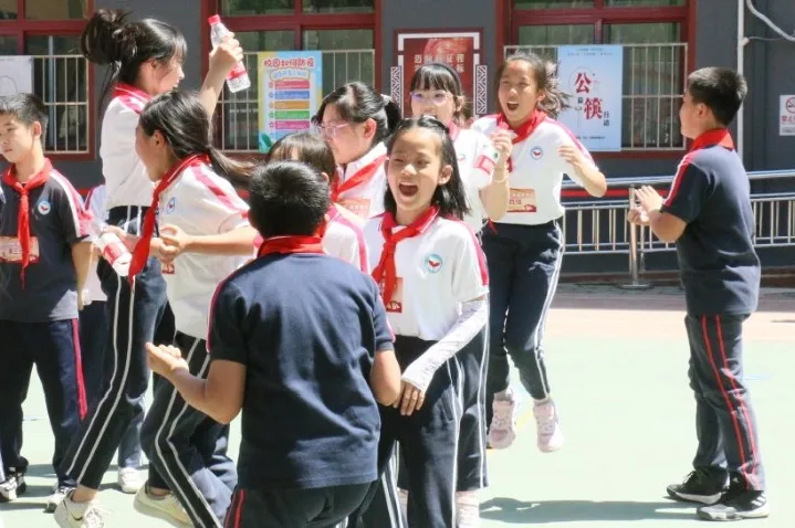 北京市通州区官园小学联合举办党史知识竞赛活动