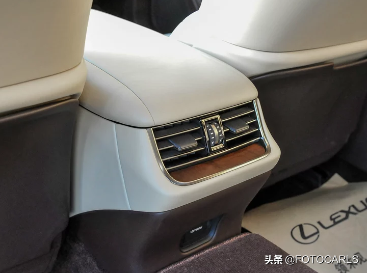 雷克萨斯LS350入门版，售价80万起，卖的就是颜值和品质？