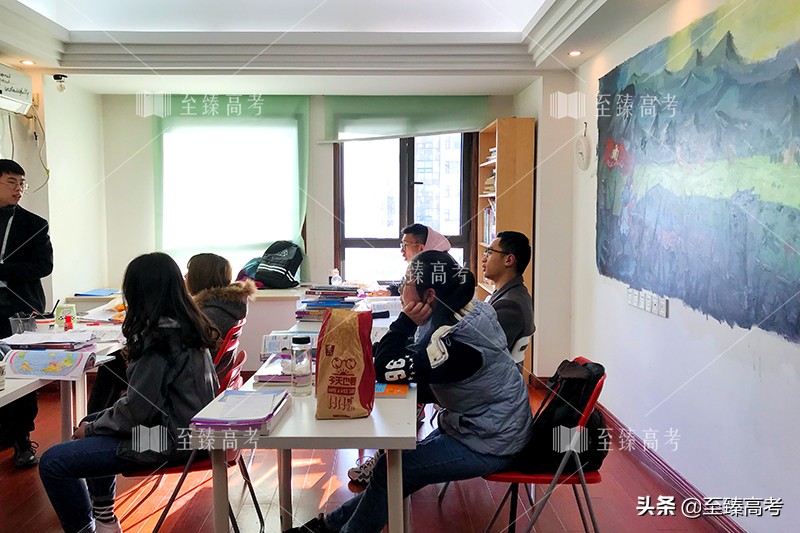 湖北美术学院是一本吗：美术艺术生高考前如何安排时间