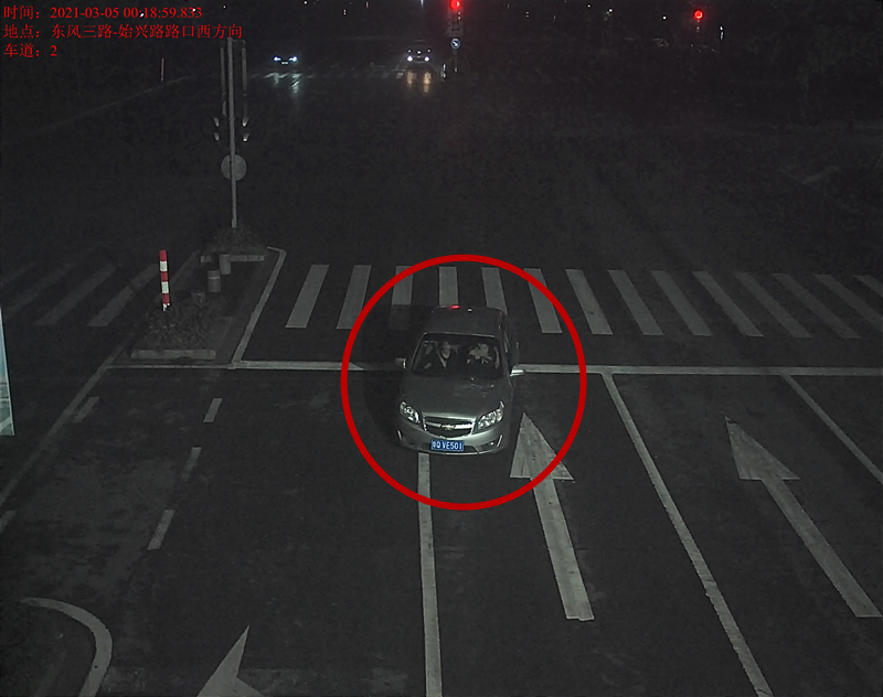 交通违法曝光！