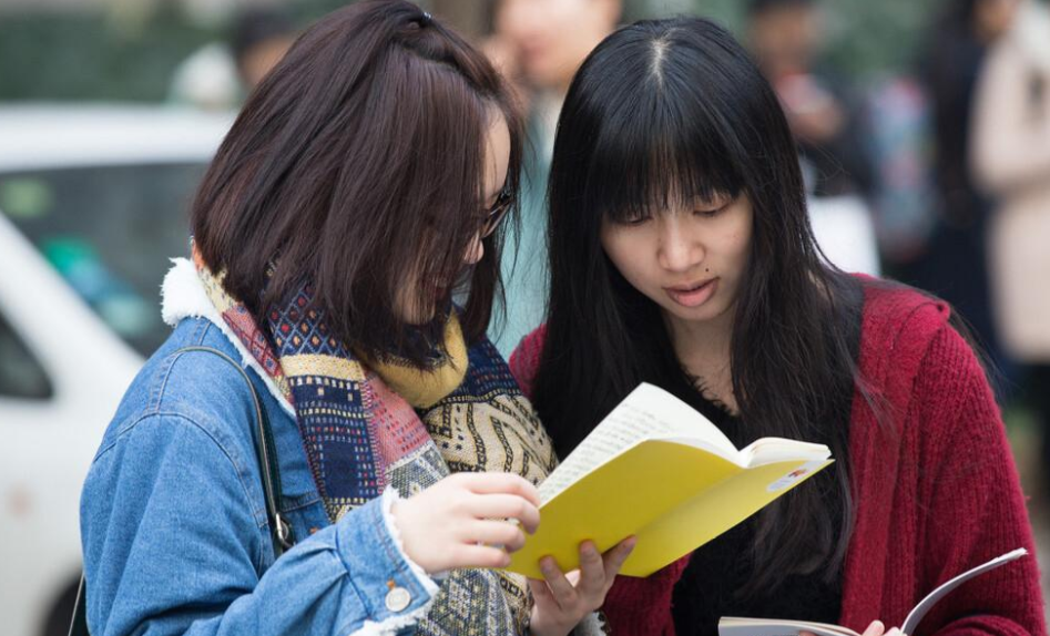 几十万考生放弃国考，不顾影响诚信档案的背后，原因究竟为何？