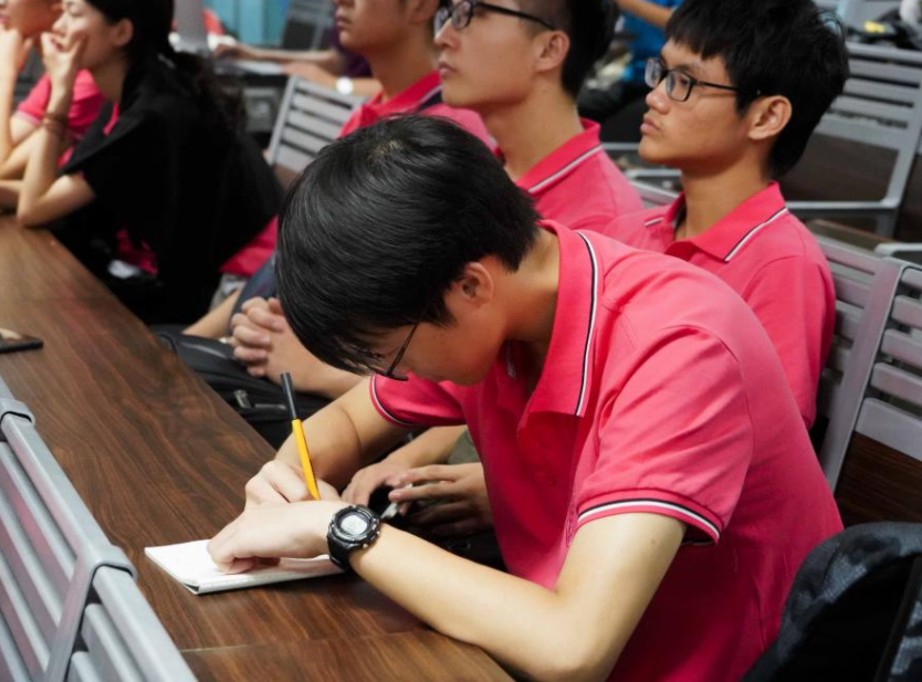 2021工科大学排行榜公布，上海交大成为黑马，哈工大排名令人意外