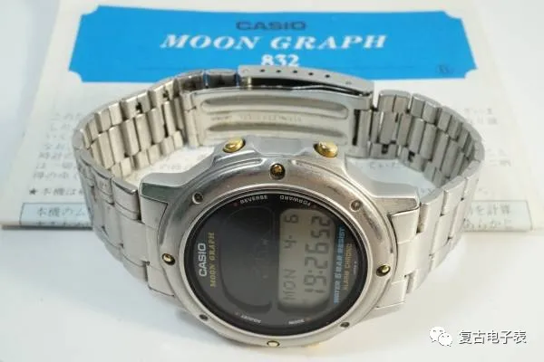 纵观日月星辰的全金属卡西欧——CASIO MOON GRAPH gmw61