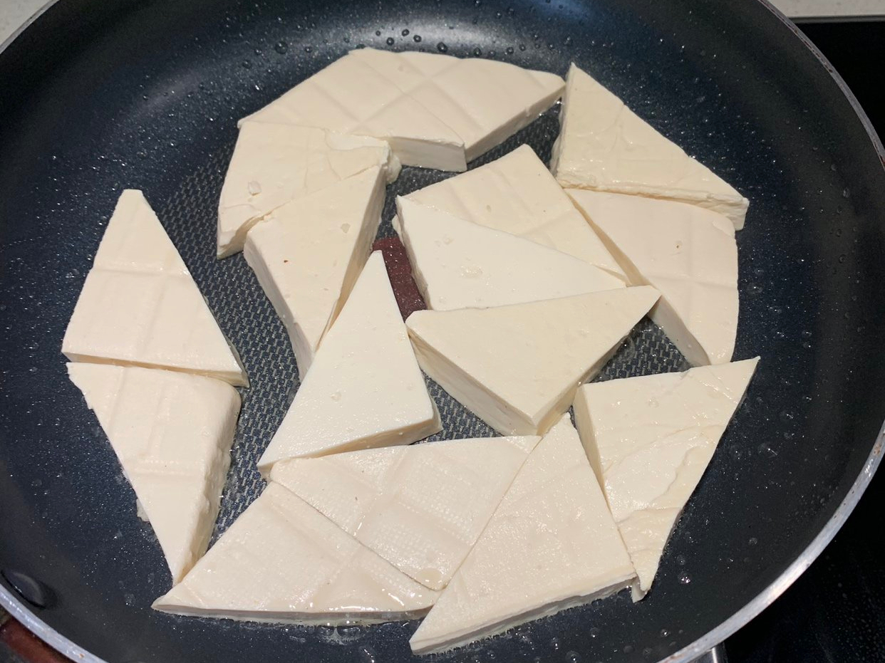 紅燒豆腐的家常做法,紅燒豆腐的家常做法最簡單的