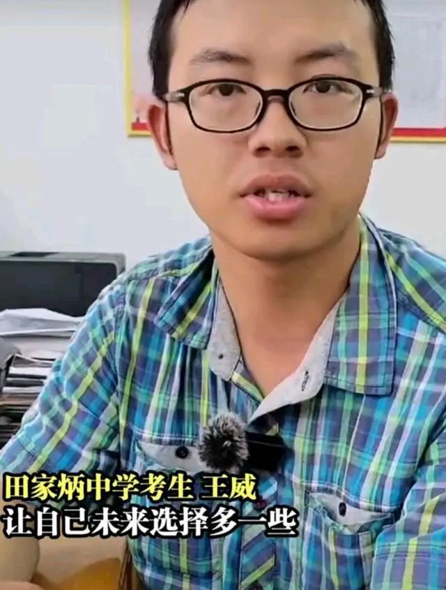 湖北外卖小哥高考623分，查分后照常送外卖，高考复习只用了8个月