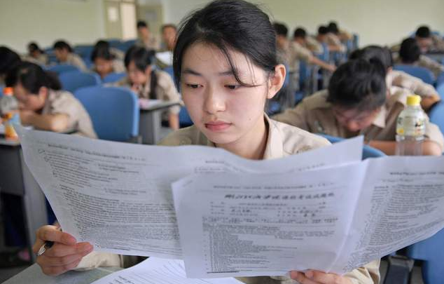 教育部发布通知，2021年高考结束不公布试题和答案，家长坐不住了