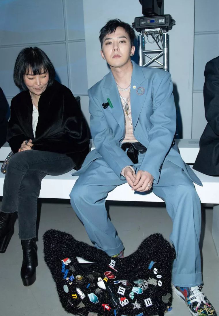 全世界都知道权志龙小雏菊有多潮！GD姐姐潮牌也这么火？韩流来袭
