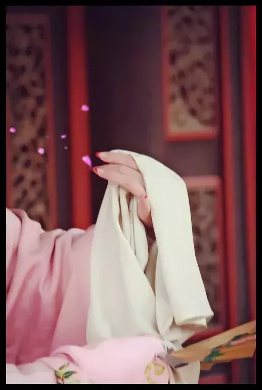 《百家姓》全文+拼音+注释,看看你的姓氏来自哪?