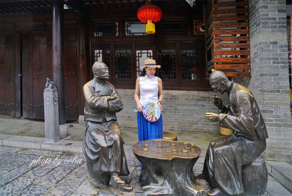 你知道吗？在台儿庄也有唯美的江南水乡，京杭古运河夜景更是迷人