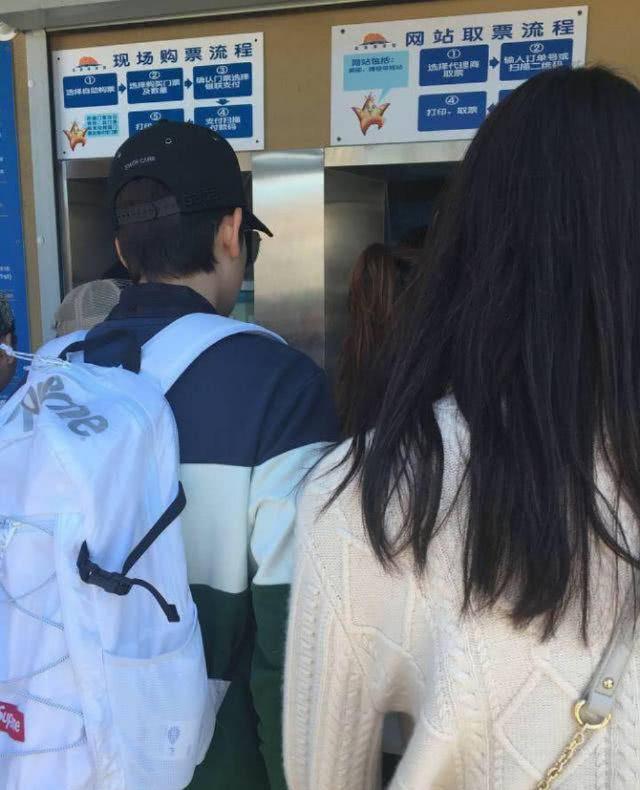 去年9月公开，520曝分手521传新恋情？00后胡先煦崩人设了吗？