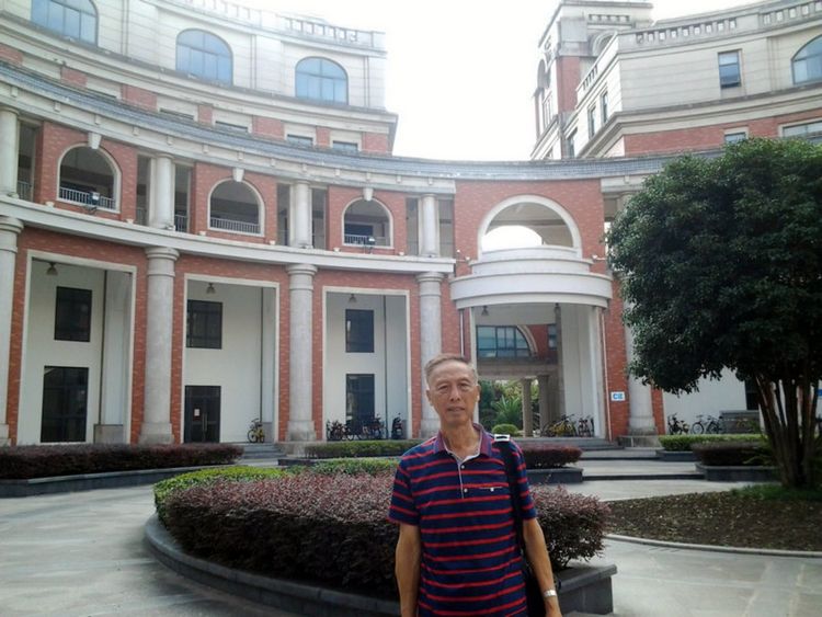 走进上海理工大学