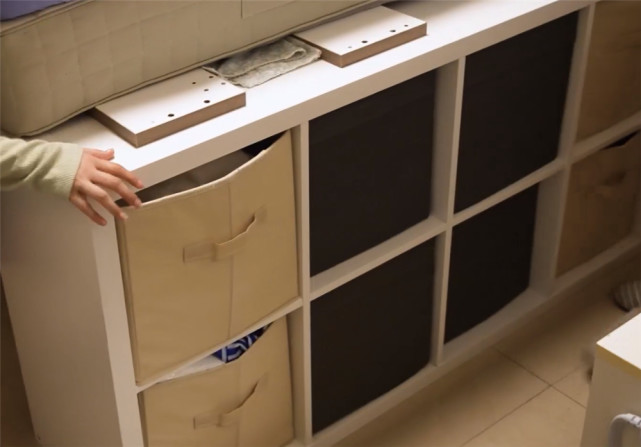 买不起房的香港夫妻，住在9㎡的小屋里，他们却说：住出了幸福感