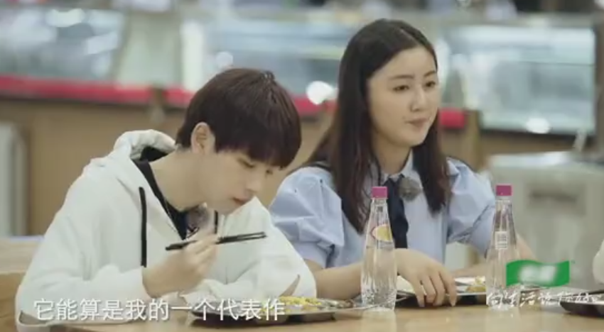 还记得“点读机女孩”吗？现在已经20岁了，颜值着实让人羡慕