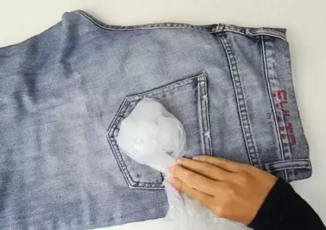 拉链拉不上，衣服起球，裤子不合身……教你一招快速解决