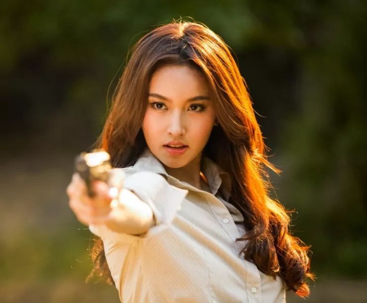 世界的东北话常用语言大全（彩图注音版）