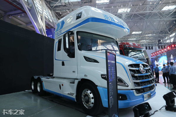 都是房车，T7L和T7C驾驶室长度却差了75cm，它俩到底有何不同？