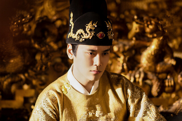 《成化十四年》的大太监汪直,贵人是万贵妃,伯乐是明宣宗