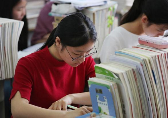 高考结束后，才发现“火箭班”和“普通班”的差距，选错悔不当初