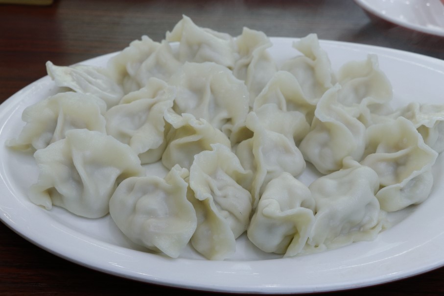 牛运霞水饺详细教程：荠菜猪肉馅水饺怎么做？荠菜怎么去苦涩