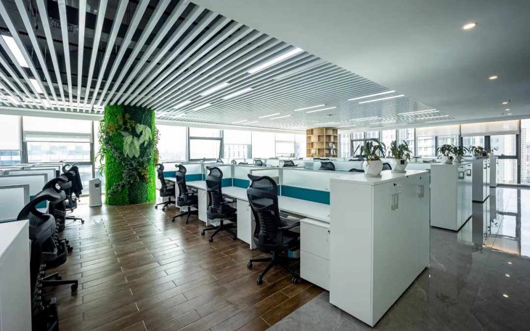 律所印象：上海市海华永泰（昆明）律师事务所