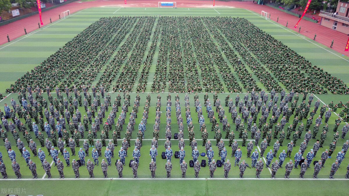 一人祸害三代，安徽大学生拒服兵役被罚4万元，2年内不能复学