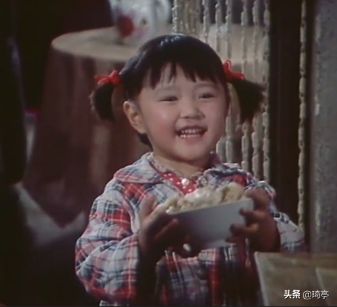 豆瓣8.1《喜盈门》，40年前的老电影揭示关于家庭幸福的秘密