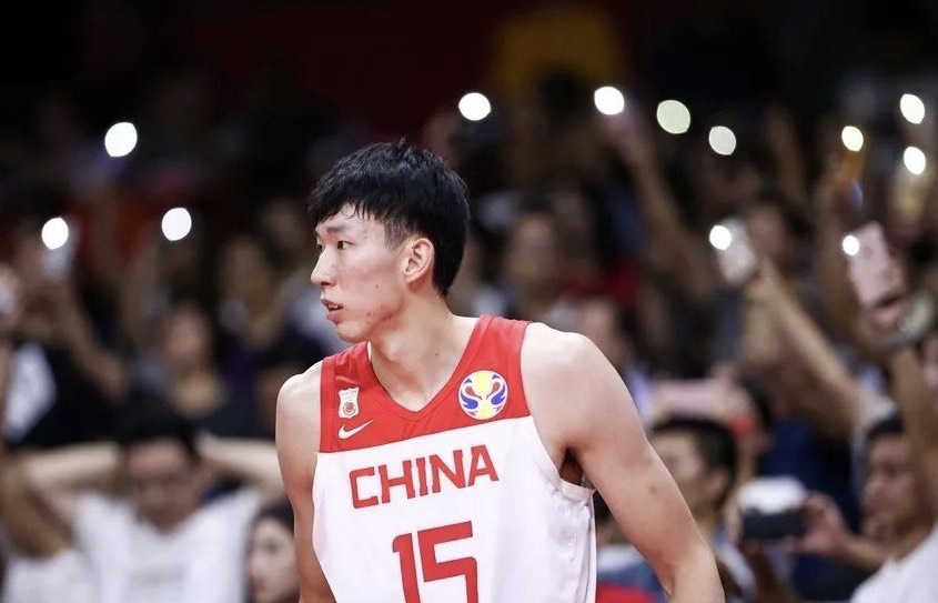 为什么周琦能进nba(周琦凭啥能被NBA看上？除了中国市场，选秀报告曝光这两点很重要)