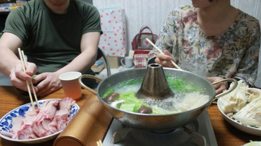 各自出轨、花销AA、按年续约…面对合同制婚姻，你还会结婚吗？