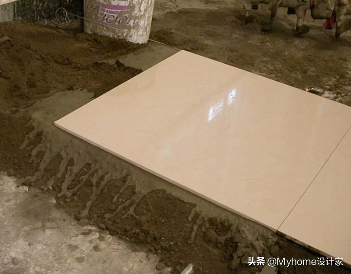 监工验收要留意的9件事，保证你卫生间不漏水、客厅瓷砖不拱顶