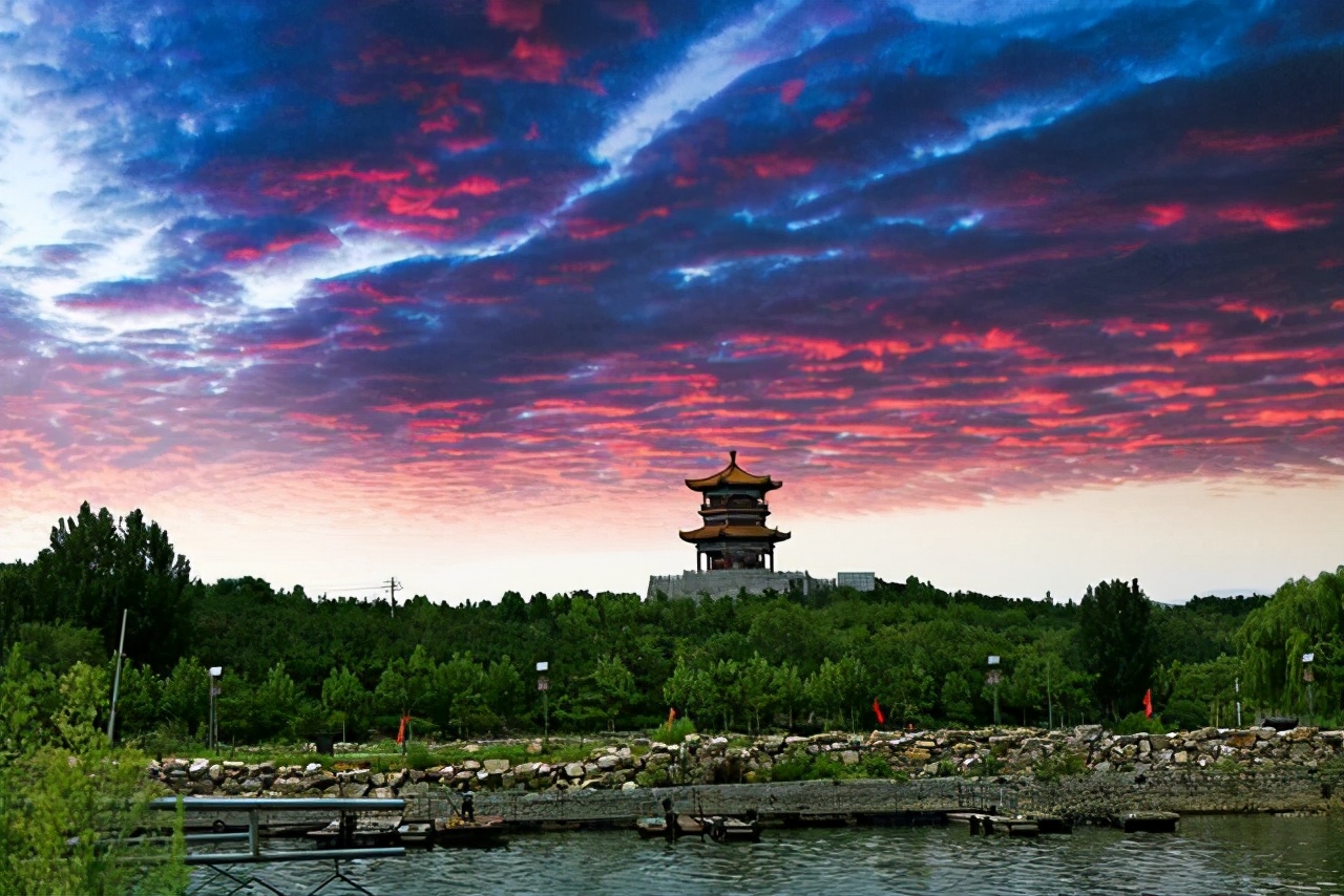 莱芜钢铁大亨：揭秘当地十大钢材贸易富豪排行榜
