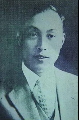 从江苏走出，他以报国之心赴法国留学，用一条线将中国分成两个