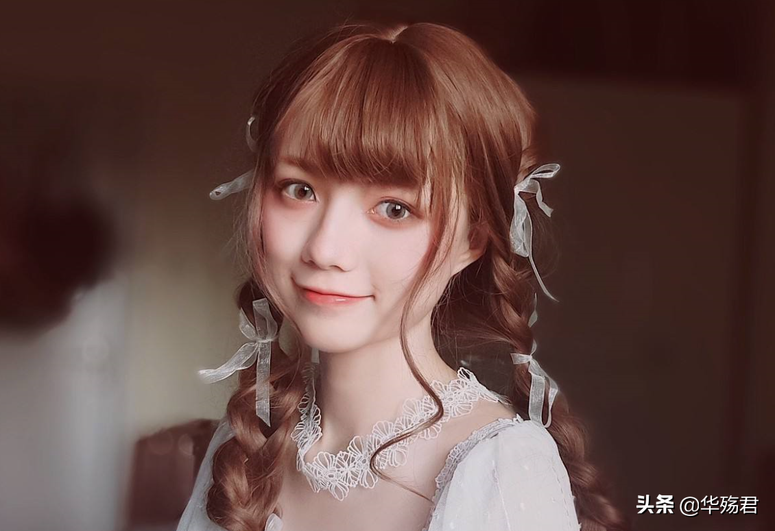 动漫与现实中，女生常戴在脖子上的饰品是什么，有什么意义？