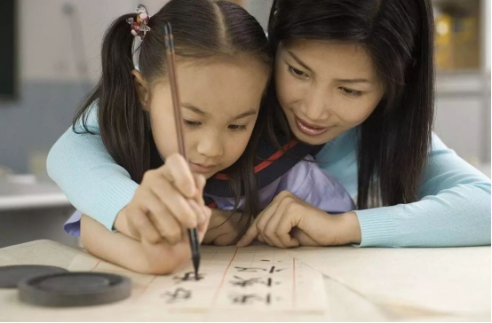 高考中的“神仙卷面”，与印刷体有得一拼，阅卷老师舍不得扣分