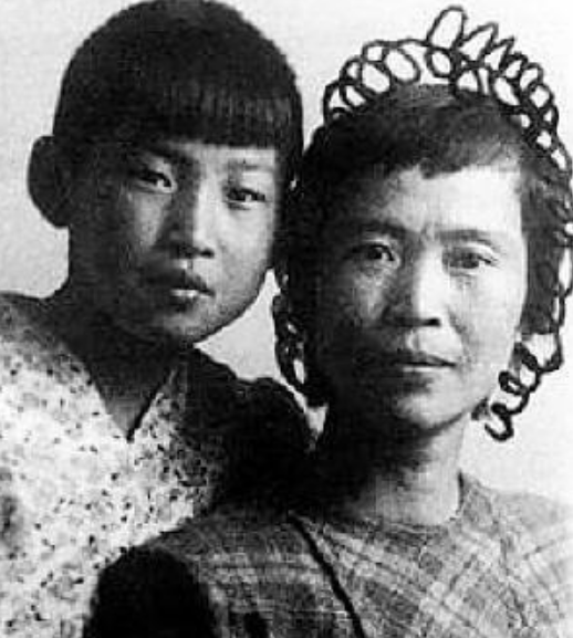 贺子珍照顾毛岸英4年，李敏回忆：哥哥和爸爸谈起过接妈妈来北京