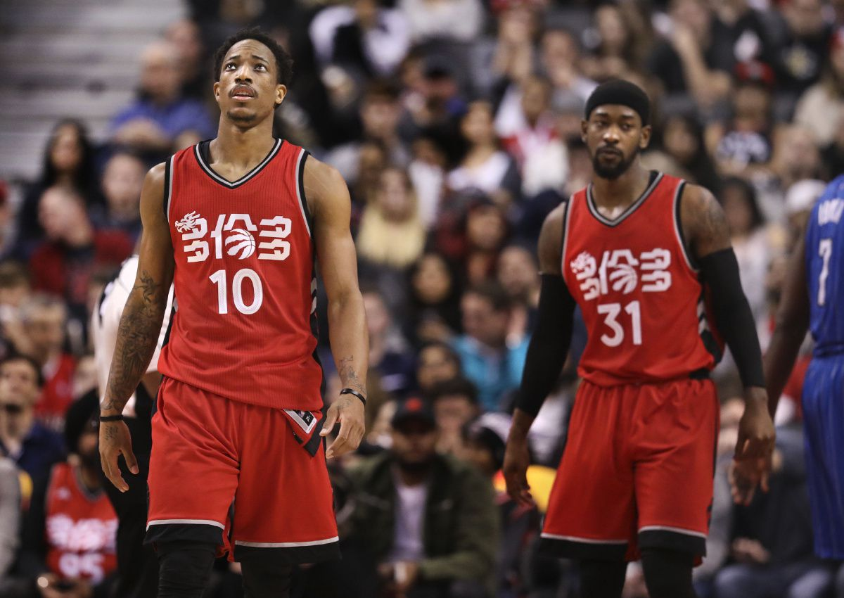 哪些nba球队球衣上有中文(推出过中文球衣的NBA球队)