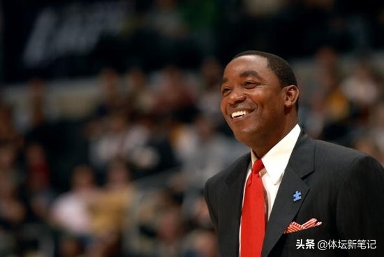 托马斯为什么可以在nba立足(分析：微笑刺客为何敢跟乔丹过不去？他也曾一手推动NBA发展进程)