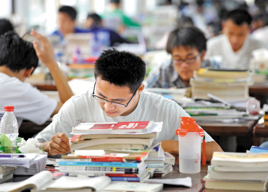 专科学校也有好前途，上海有“五大专科”，分数低实力却不容小觑