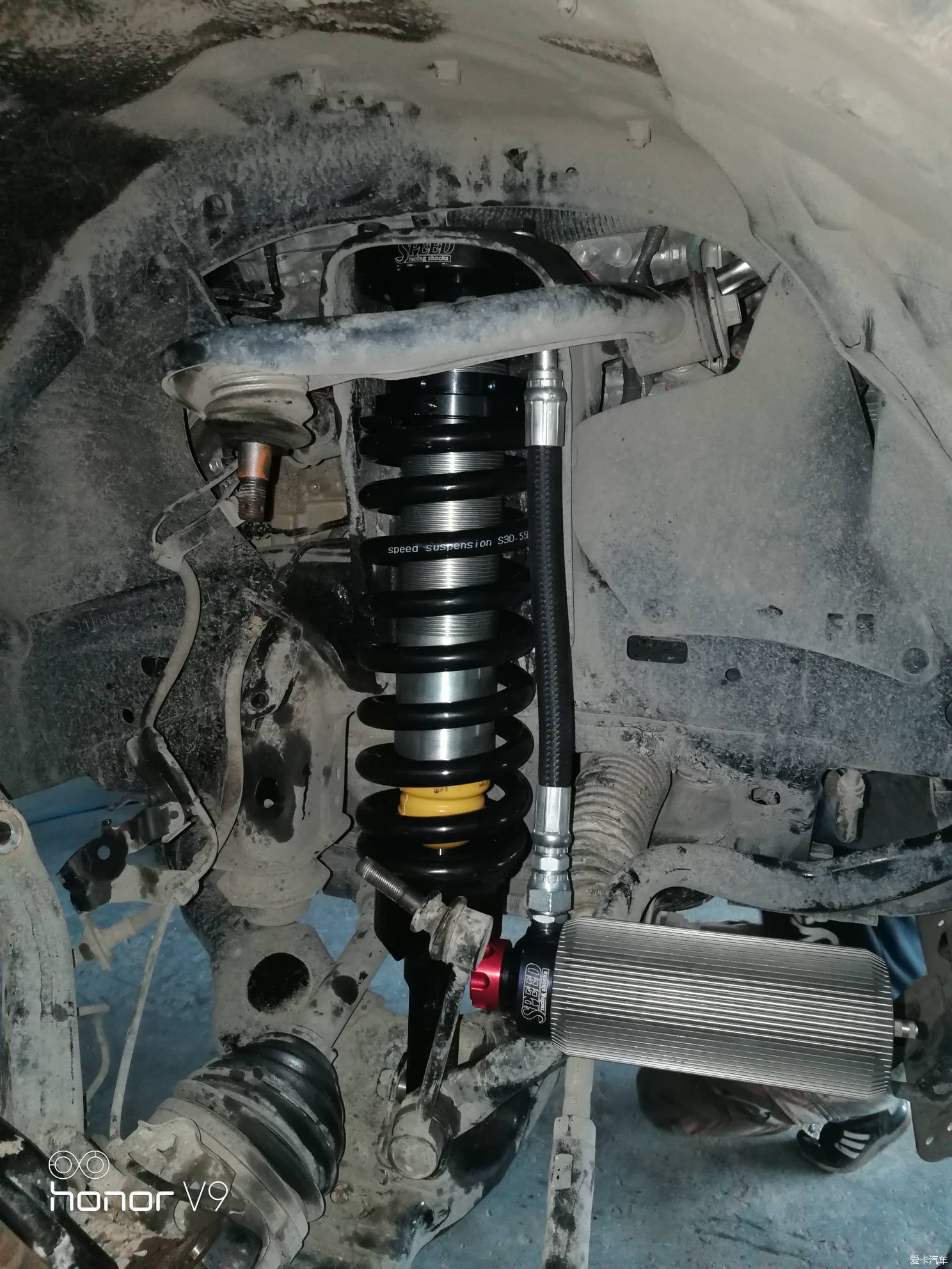奶爸的自驾“遛娃神器”？丰田FJ酷路泽提车，轻度改装分享