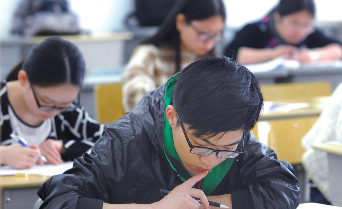 看了眼录取结果，直呼想“转专业”，大学转专业容易吗？