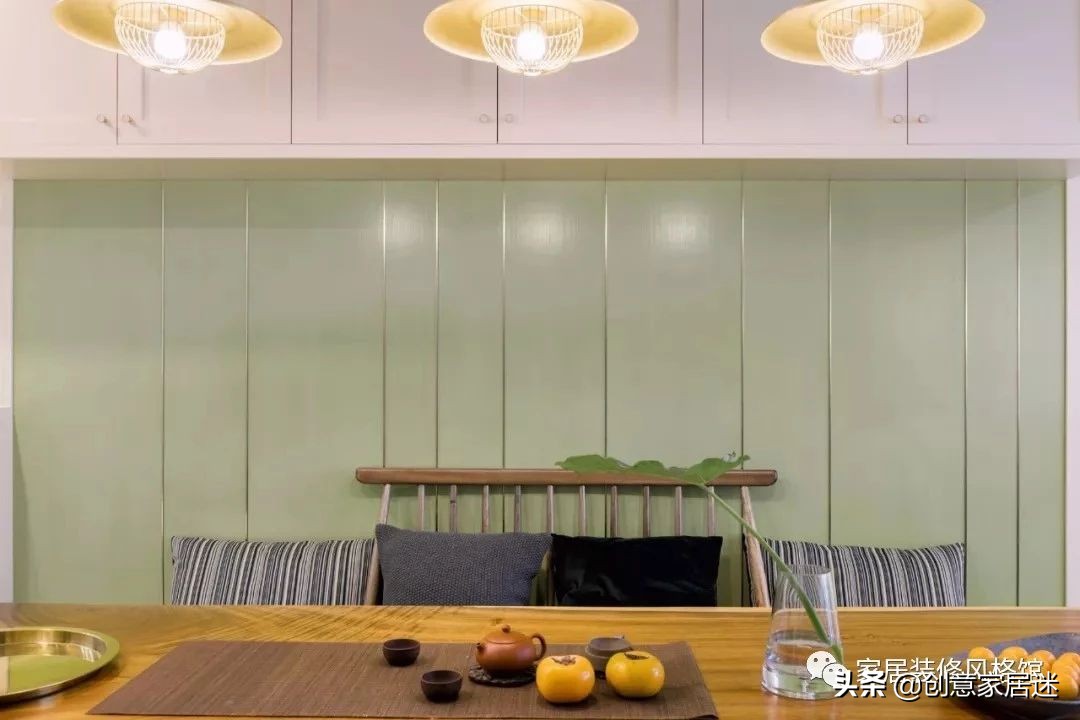 参观同事新房，头一次见阳台装拖把池，洗手台放卫生间外真实用
