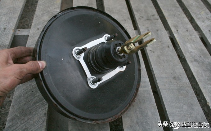 毫无用处的汽车知识 篇四十七：进气系统及副产物一点杂谈