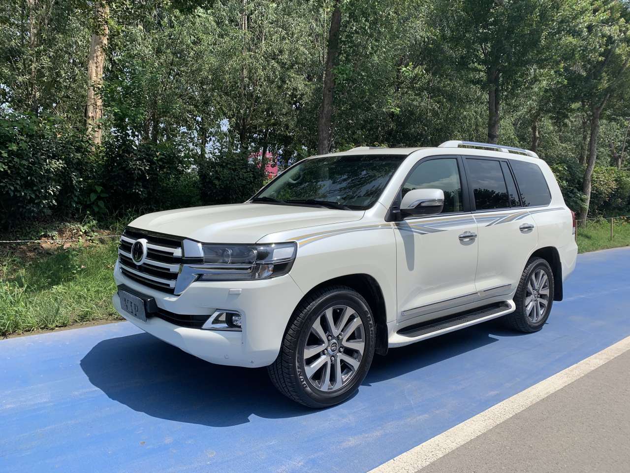 “陆地巡洋舰”——兰德酷路泽 5700VXS版