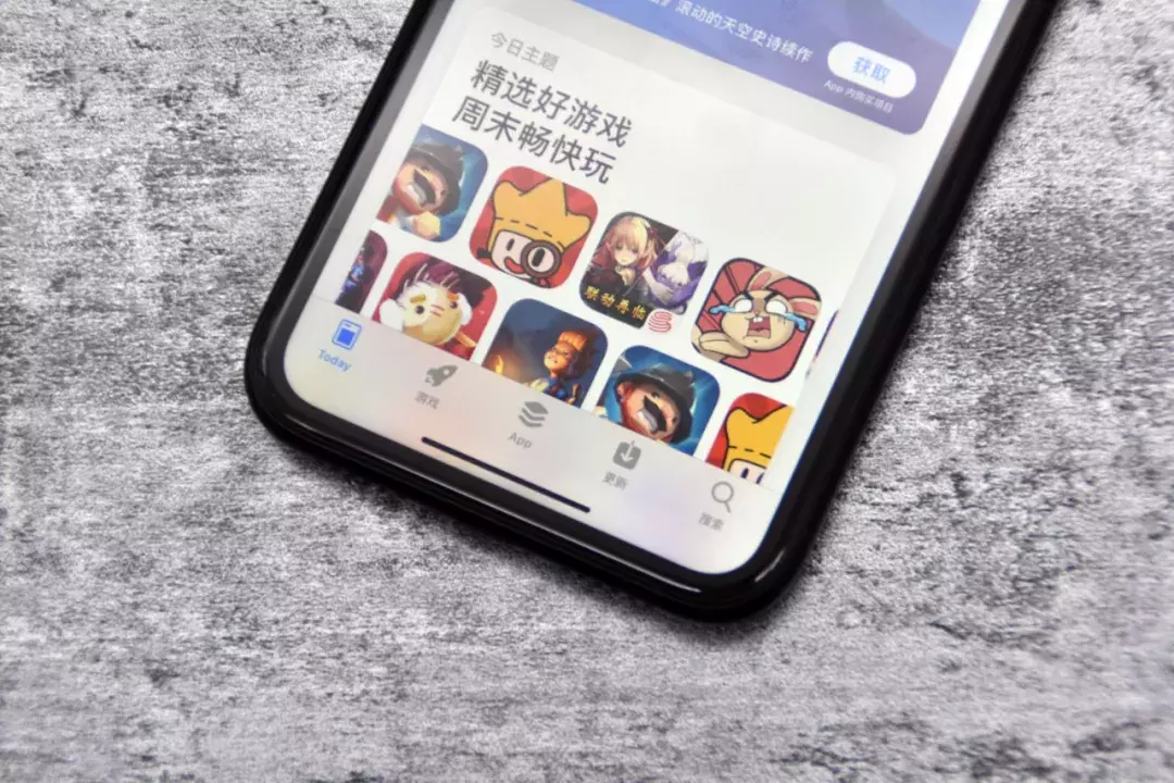 疯狂“跳水”降价的iPhone XR值得买吗？亲测一个月，“真香”！