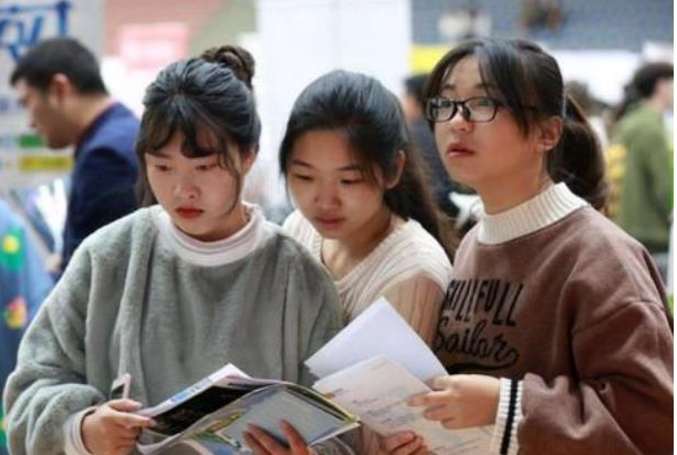 教育部传来好消息，专科生免试上本科，预计2022年开始实行