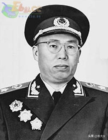 毛主席授予的十大元帅什么级别？朱德排第一证书编号不是001？
