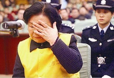 三鹿老总田文华：被判无期却屡次减刑，谁来为30万大头娃娃赎罪？